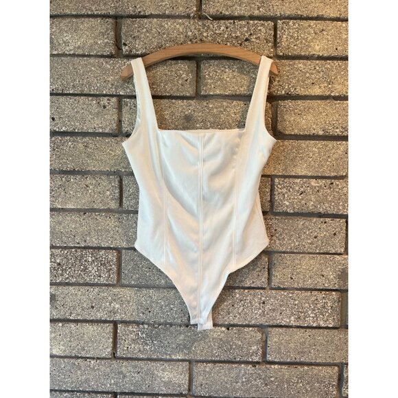 Princess Polly White Ribbed Bodysuit With Square Neckline & Sleeveless Design Si - Picture 2 of 6